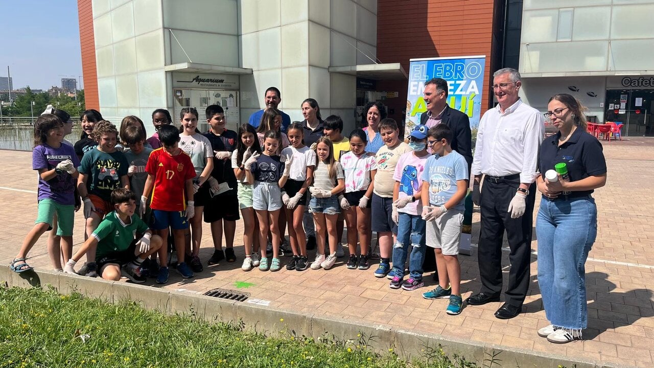 The schoolchildren of Aragon, protagonists of a campaign to take care of the Ebro from the sewers
