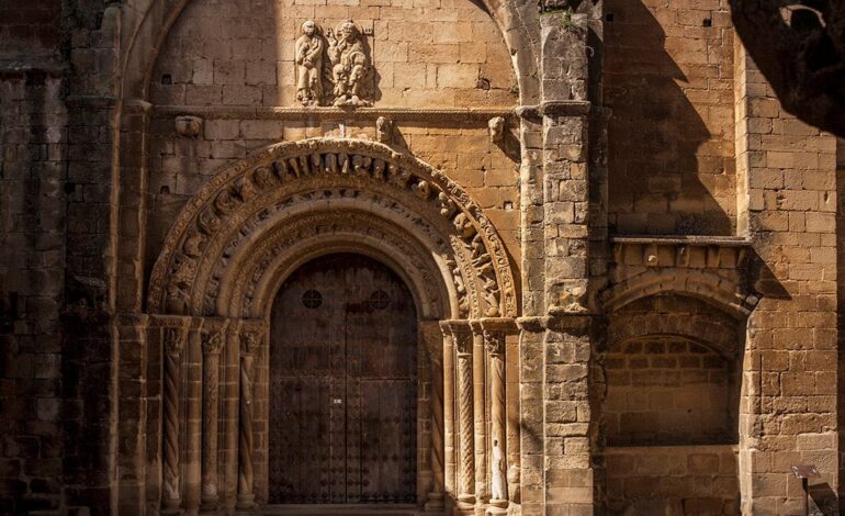 UNCASTILLO value its Romanesque jewel with a course on the cover of Santa María la Mayor
