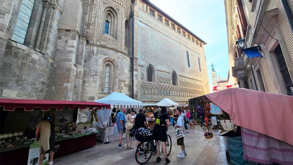Outdoor film to the three cultures market: plans for the weekend in Zaragoza