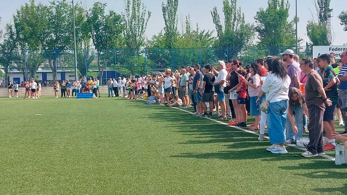 Base Football Day brings together more than 2,000 young soccer players from all over Aragon