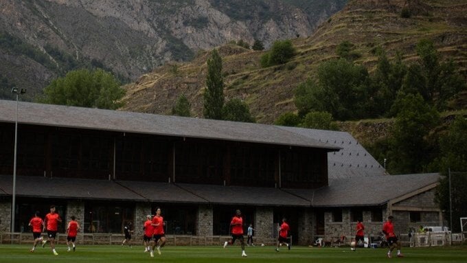 The S.D. Huesca de Sergi Guilló will also make preseason in Benasque