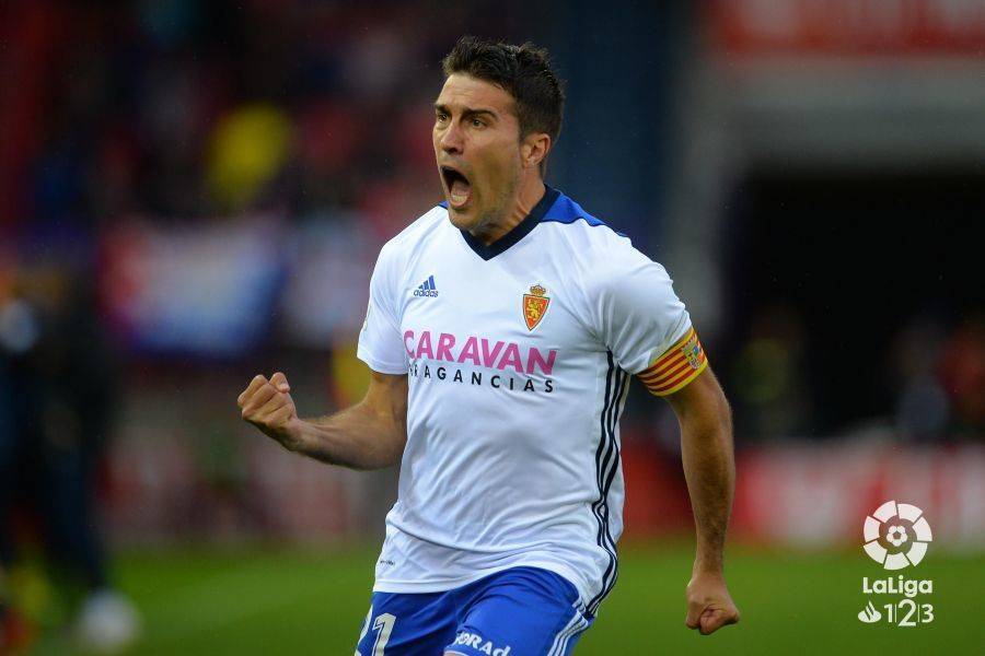 Zapater celebrando un gol con el Real Zaragoza. Fotografía: LaLiga.