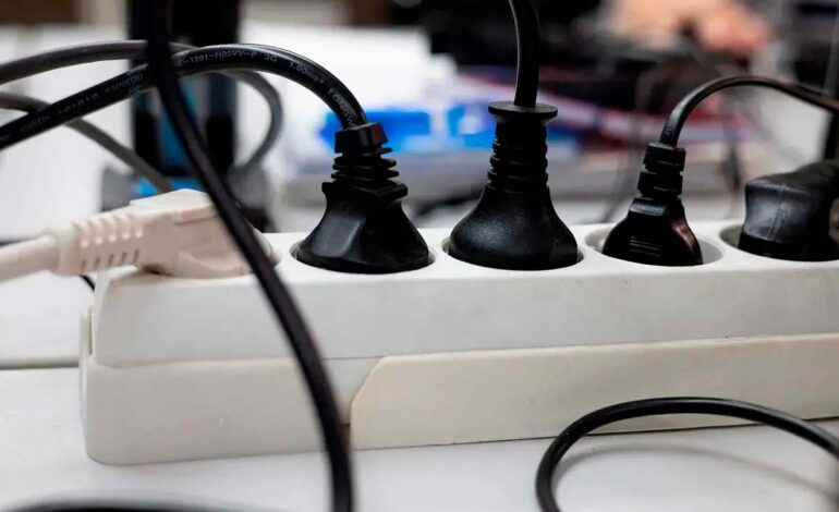 The light goes down this Sunday by 15.96% and will be at 32.39 euros/MWh
