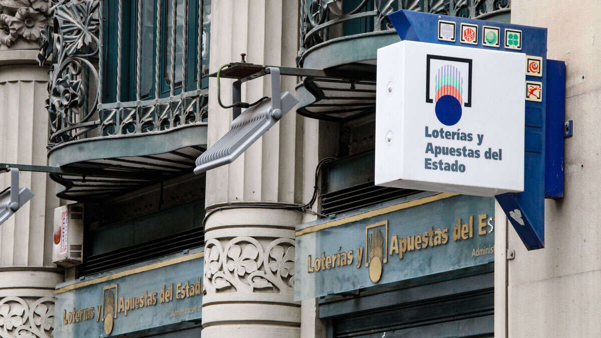 Luck smiles to Aragon: the first prize of the lottery falls into these two administrations