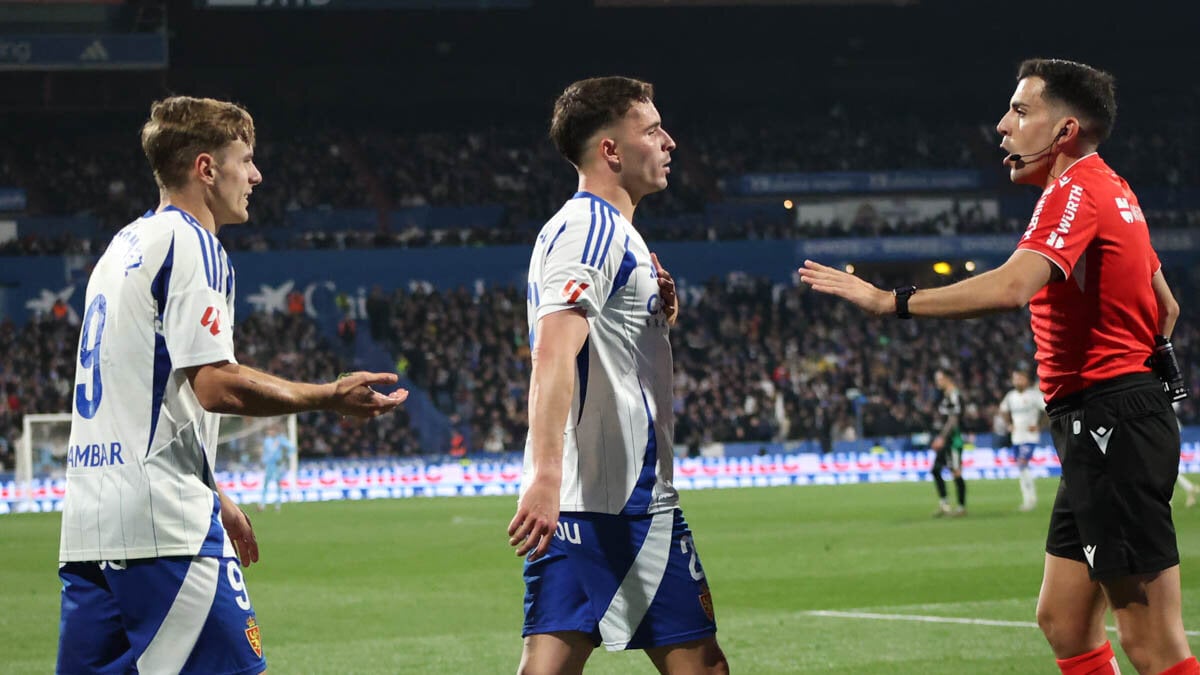 Lluís López, en una foto de archivo con el Real Zaragoza. Foto: Pilar Álvarez