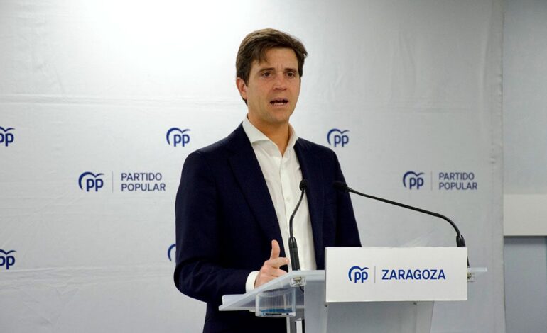 The PP denounces that Lucio Cucalón continues in his positions despite the “fake expulsion” of the PSOE