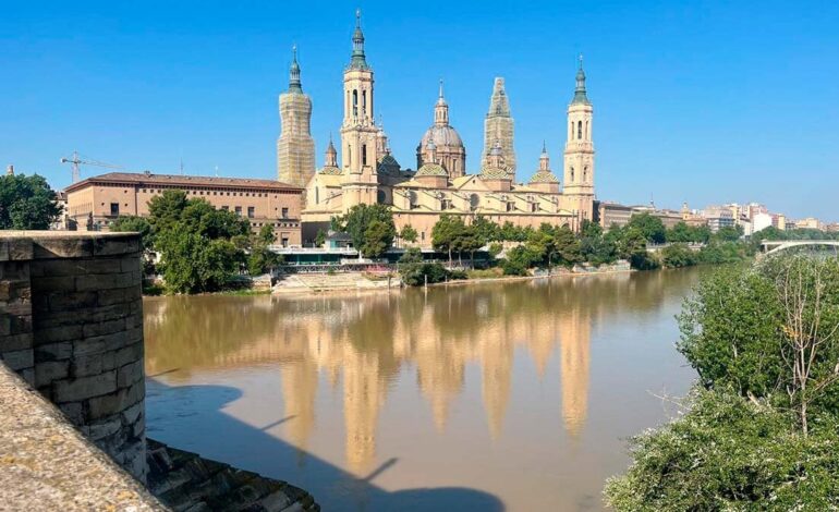 The Times recommends Zaragoza as the best alternative to travel to Barcelona: “Do not complain about excess tourism”