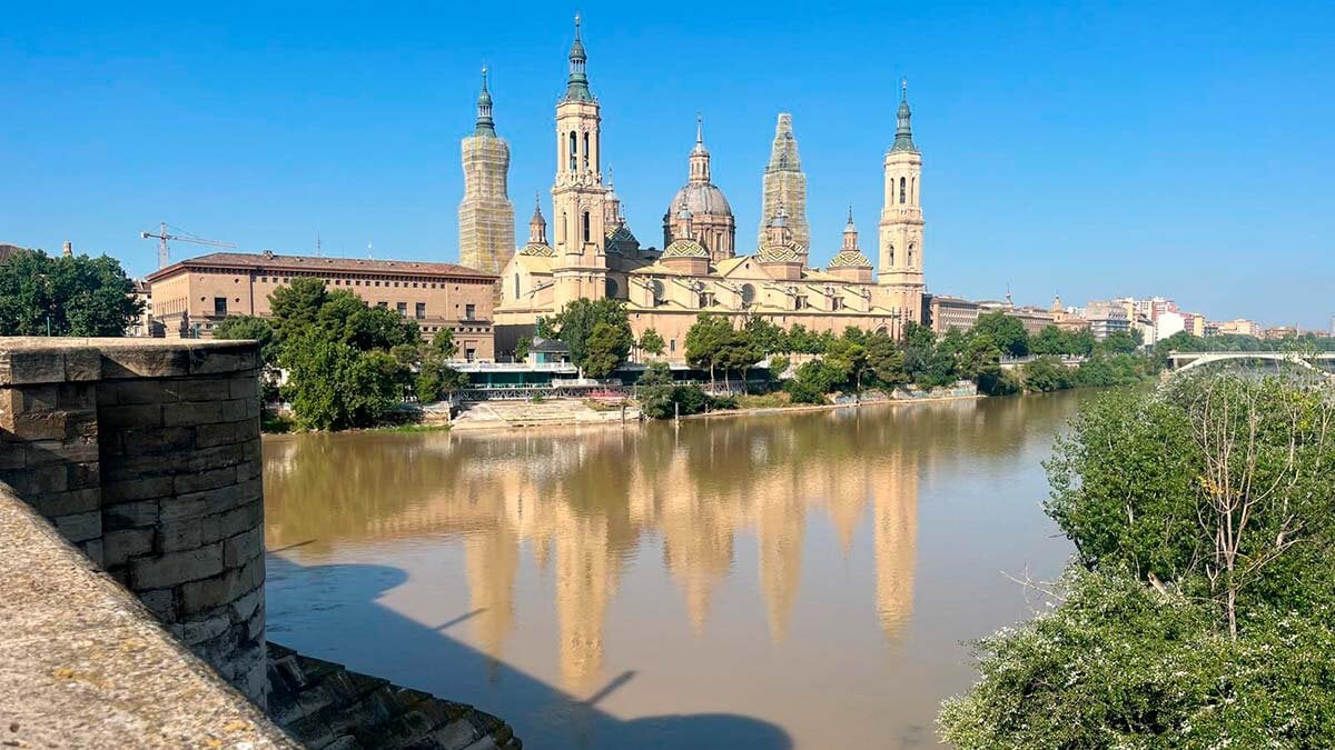 The Times recommends Zaragoza as the best alternative to travel to Barcelona: “Do not complain about excess tourism”