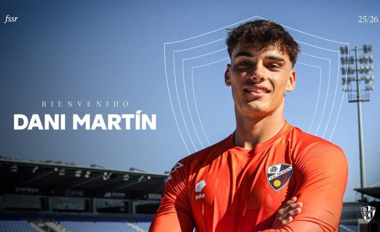 The S.D. Huesca completes his goal with the incorporation of Dani Martín