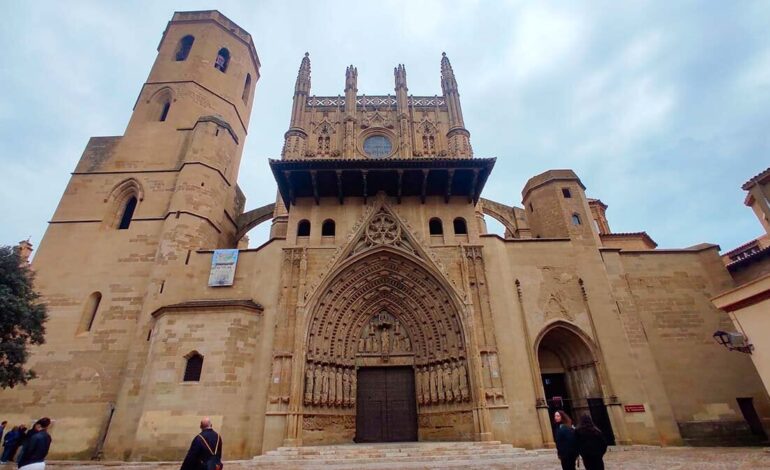 Huesca Cathedral: History, curiosities and schedule to visit a Aragonese Gothic jewel