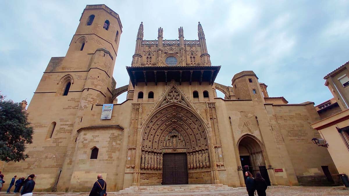 Huesca Cathedral: History, curiosities and schedule to visit a Aragonese Gothic jewel