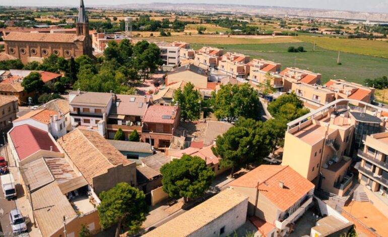 Garrapinillos, the Zaragoza neighborhood with the charming town that is next to an airport