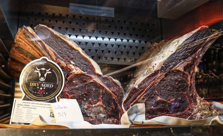 Zaragoza Actur Asador Restaurant with more than 4,600 reviews: you have to try its chuleton