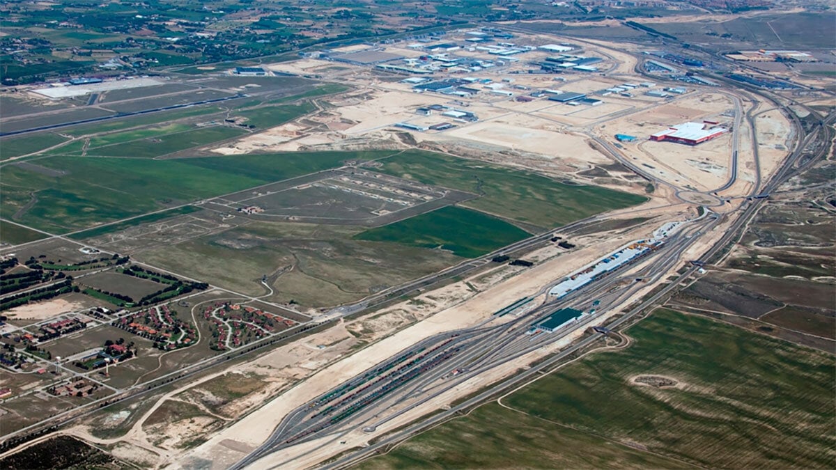 Transportation awards the project to connect Plaza and the Zaragoza-Canfranc-Pau line