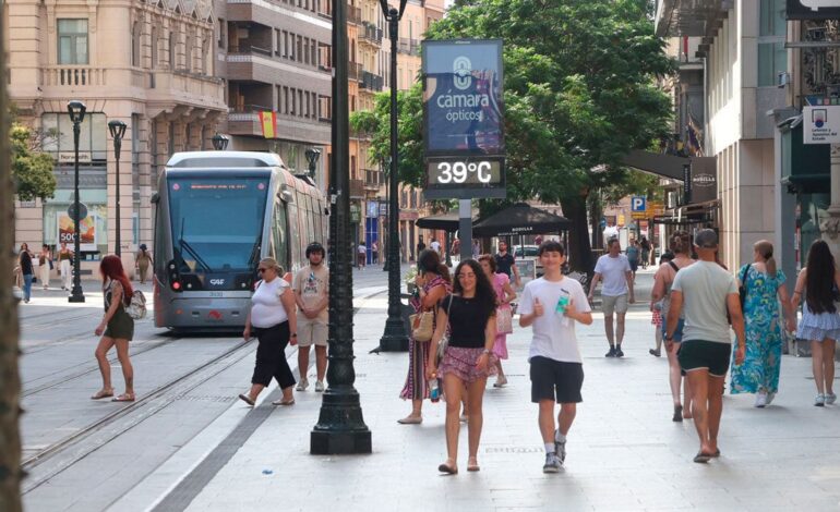 Almost 8 out of 10 Aragonese receive messages from their company outside working hours
