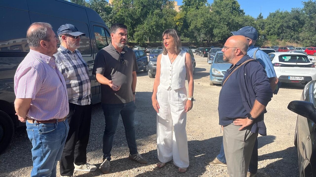 The PSOE accuses Chueca of “deceiving” the residents of San José by selling the floor of the aluminum