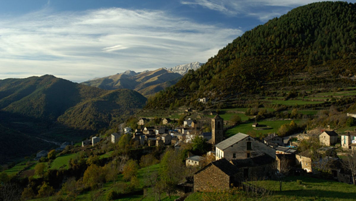 Natural pools, paragliding flights and horseback riding: the people of Huesca ideal for adventurous tourists