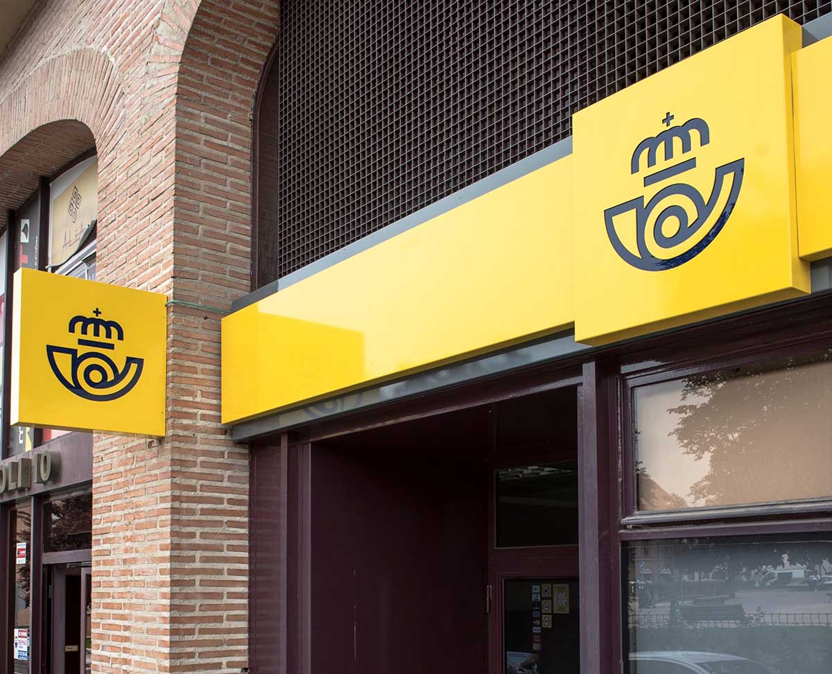 Send packages to Europe from Zaragoza is cheaper this summer