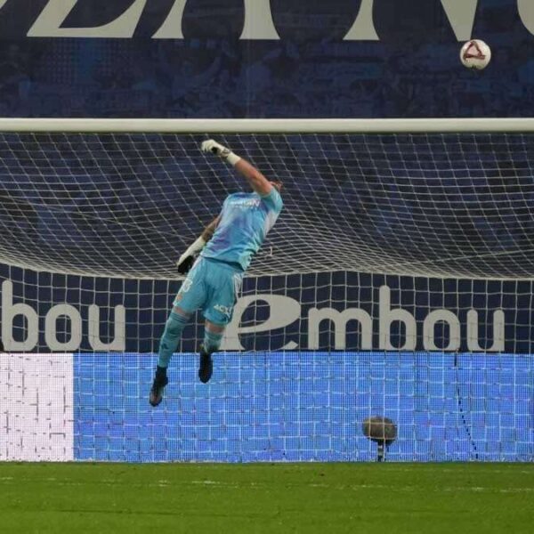 There is Poussin Case at Real Zaragoza