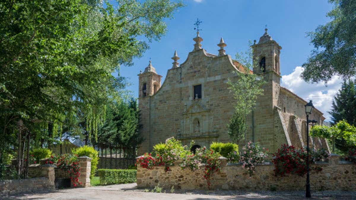 1_004-Aliaga-Santuario-Exterior-ayto