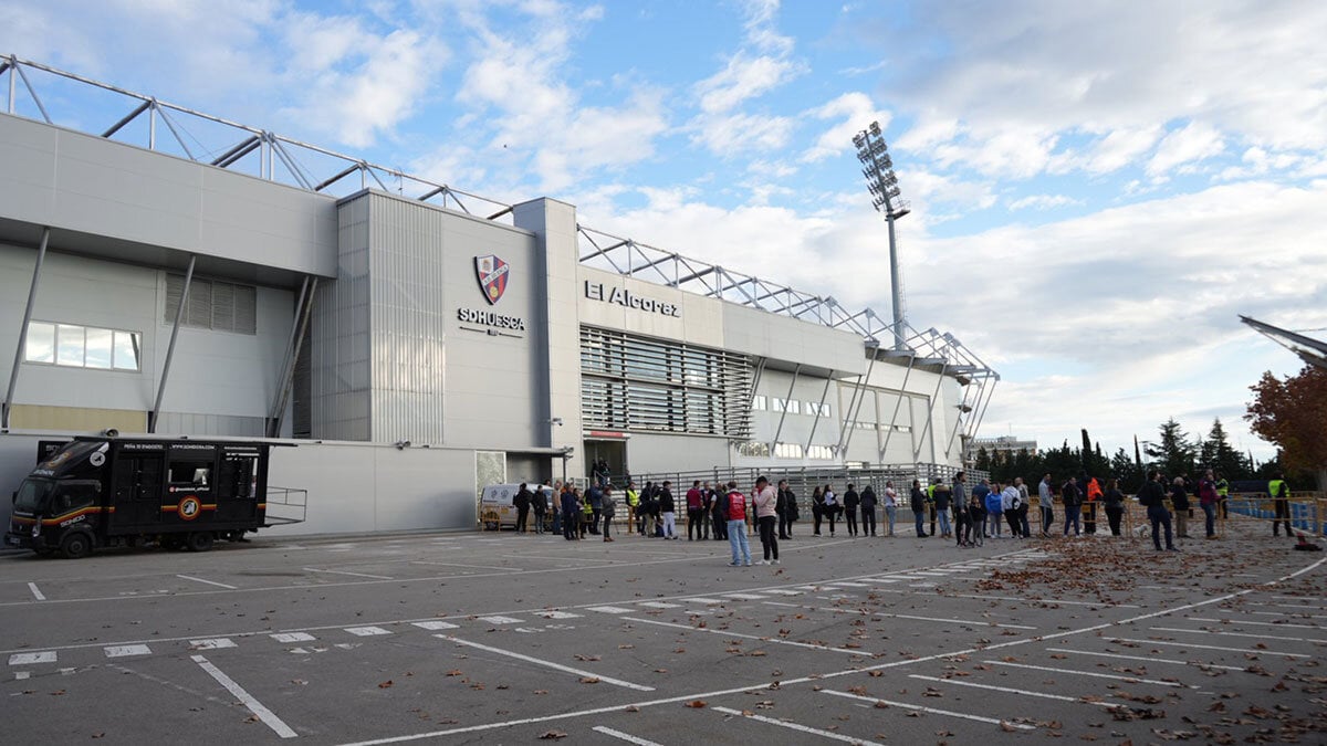 The Board of the S.D. Huesca approves the sale of El Alcoraz