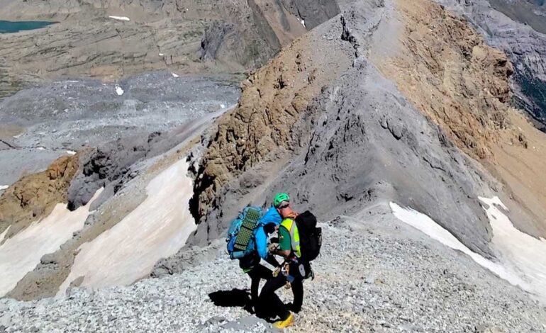 El Pirineo cierra julio con 14 rescates en la montaña en sólo cuatro días: desplomes, caídas y pérdidas