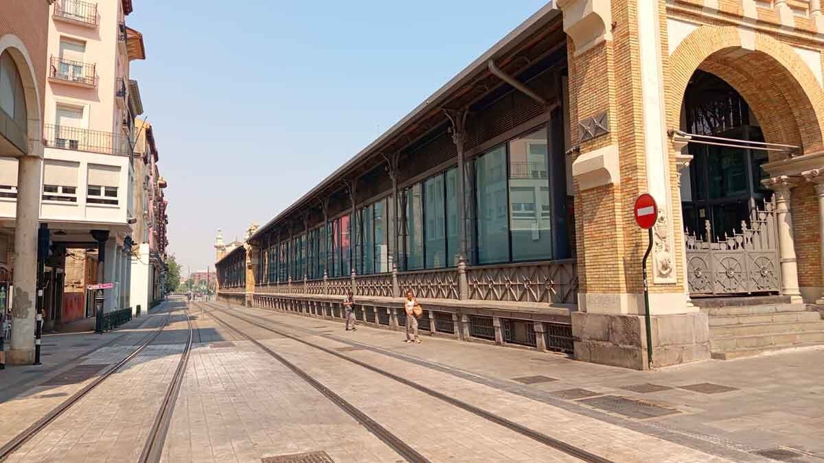 Why is Zaragoza full of smoke and smells like Chamuscado?