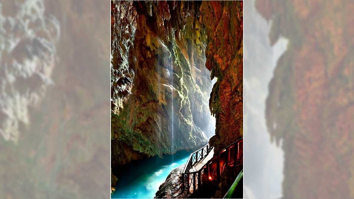 Gruta Iris Monasterio de Piedra. Foto: Monasterio de piedra