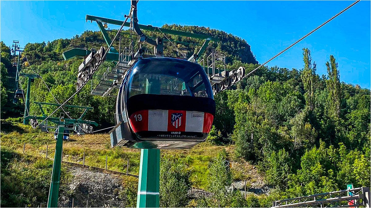Panticosa from the sky: the ideal plan to explore the Tena Valley without great walks