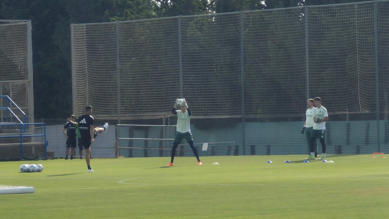 entrenamiento real zaragoza porteria